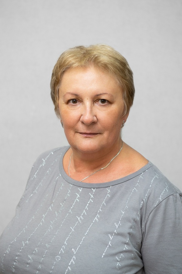 Столбова Людмила Антоновна.
